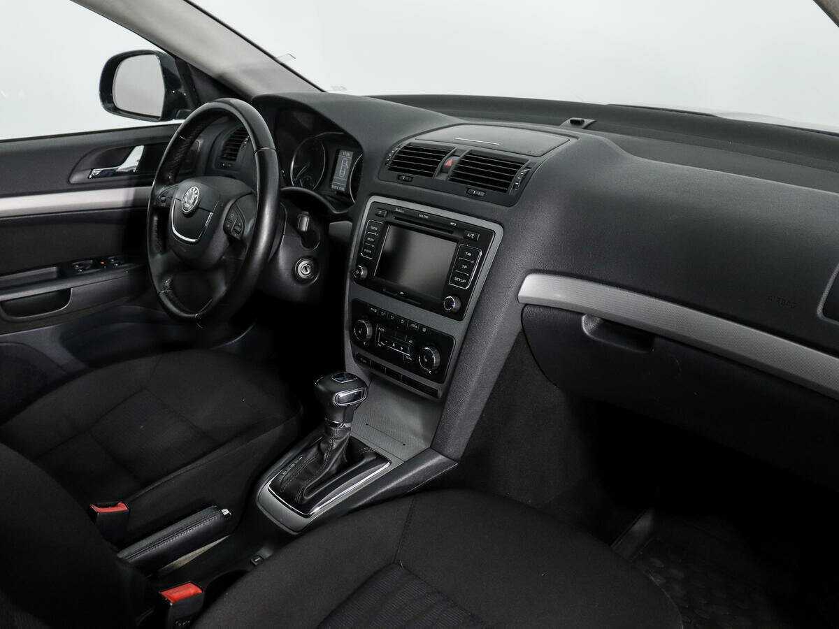 Купить Skoda Octavia с пробегом. Фото: #11