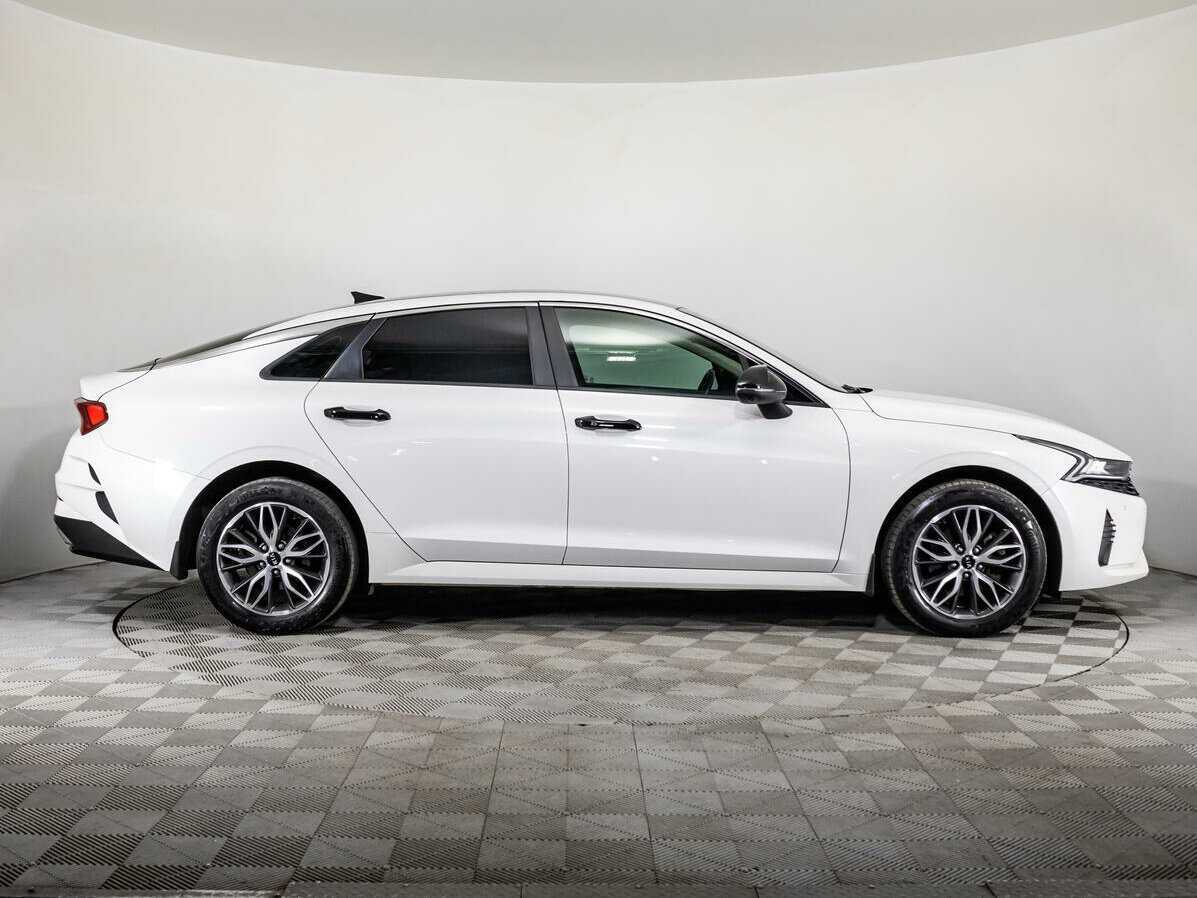 Купить Kia K5 с пробегом. Фото: #3