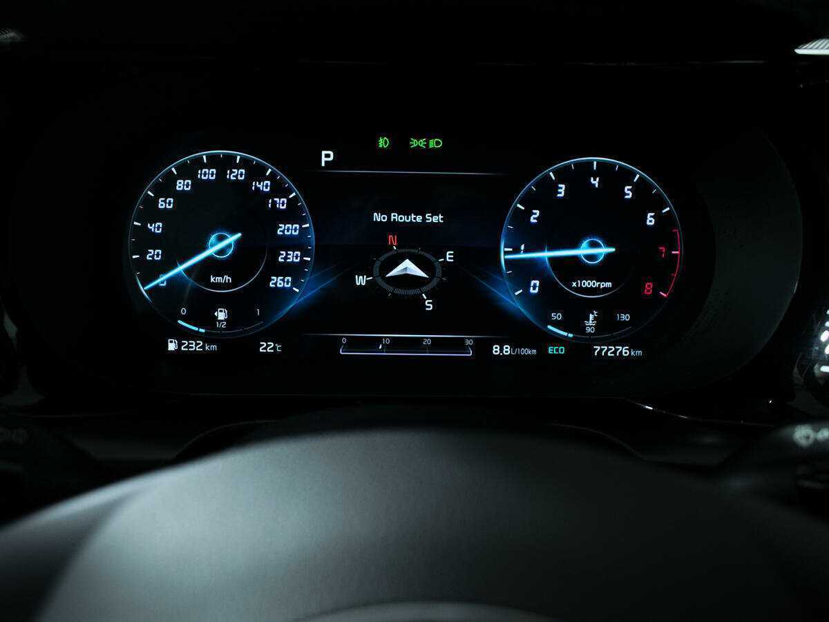 Купить Kia K5 с пробегом. Фото: #10