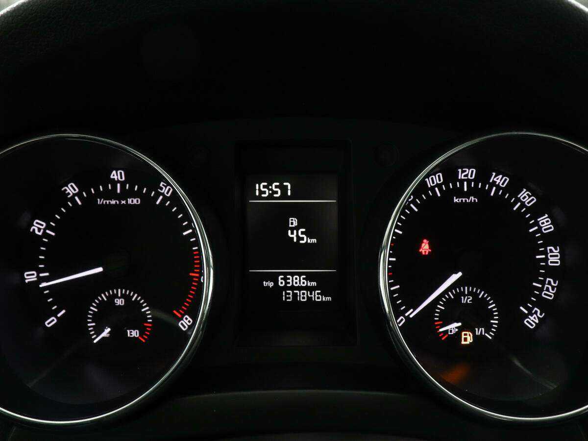 Купить Skoda Yeti с пробегом. Фото: #10