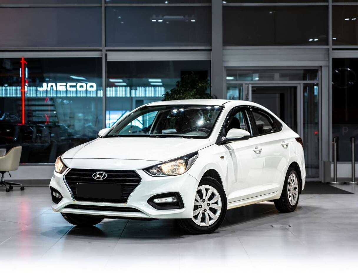 Купить Hyundai Solaris с пробегом. Посмотреть фото