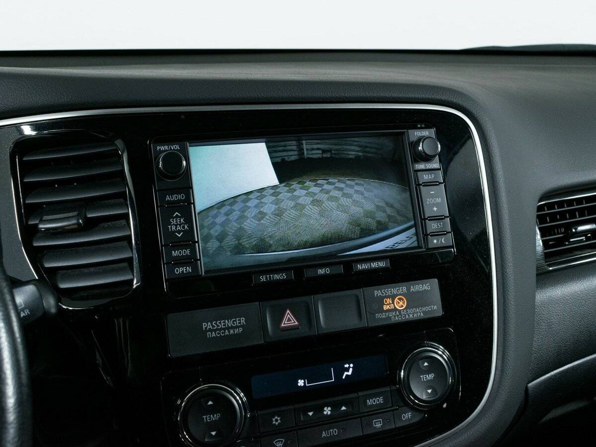 Купить Mitsubishi Outlander с пробегом. Фото: #16