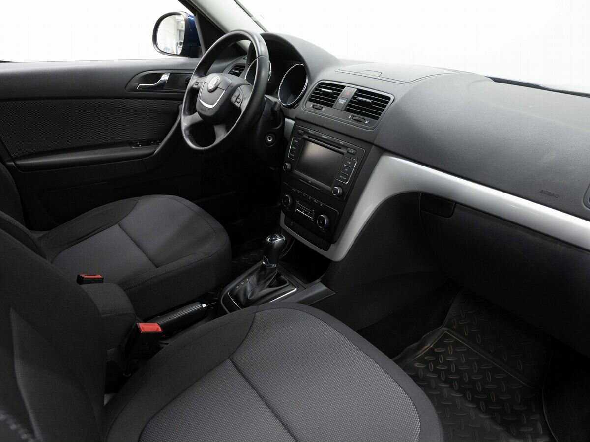 Купить Skoda Yeti с пробегом. Фото: #10