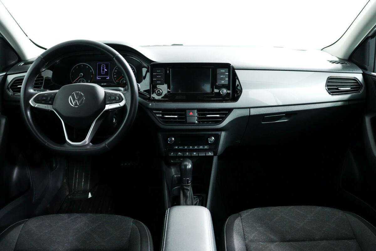 Купить Volkswagen Polo с пробегом. Фото: #10