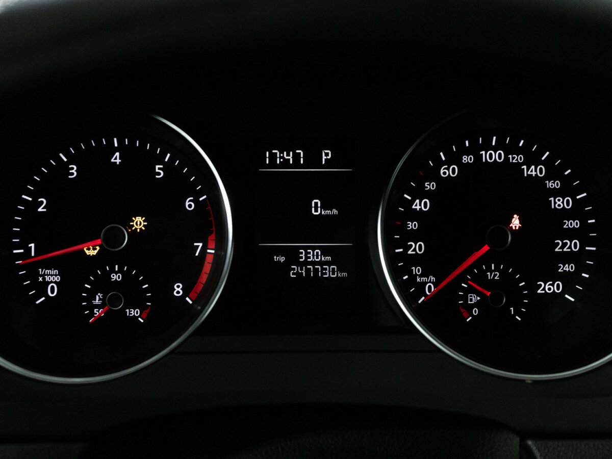 Купить Volkswagen Jetta с пробегом. Фото: #11