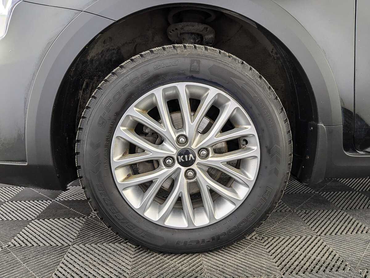 Купить Kia Rio с пробегом. Фото: #17