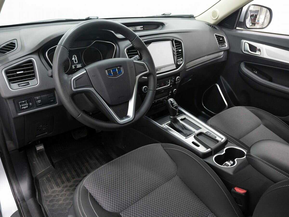 Купить Geely Emgrand X7 с пробегом. Фото: #8