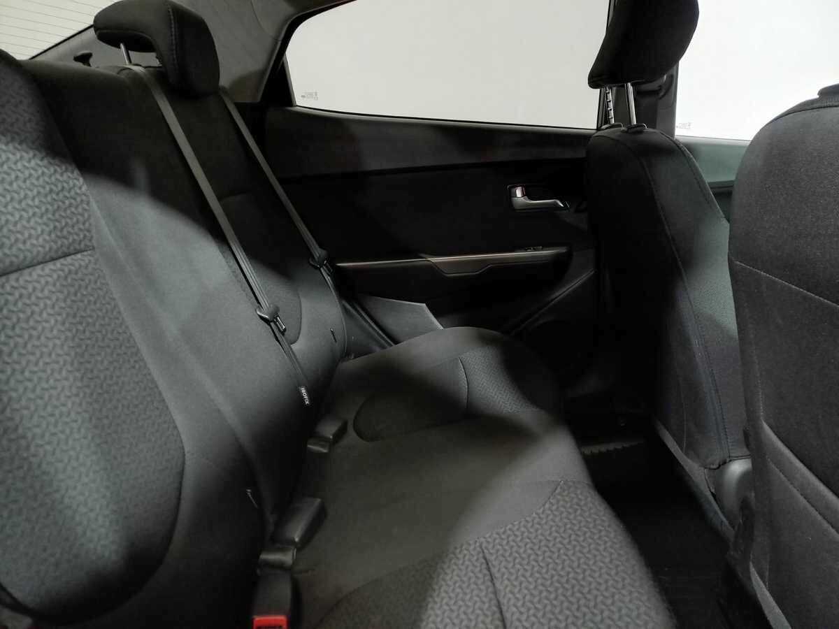 Купить Kia Rio с пробегом. Фото: #10