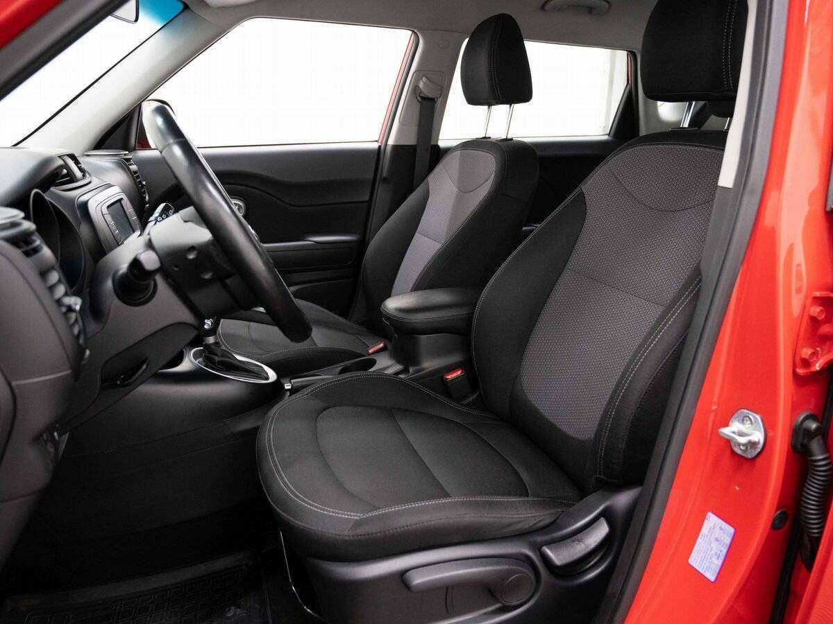 Купить Kia Soul с пробегом. Фото: #7