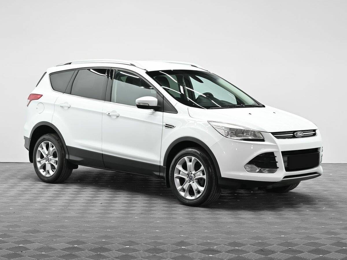 Купить Ford Kuga с пробегом. Фото: #1