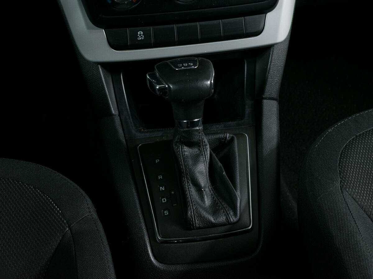 Купить Skoda Yeti с пробегом. Фото: #12