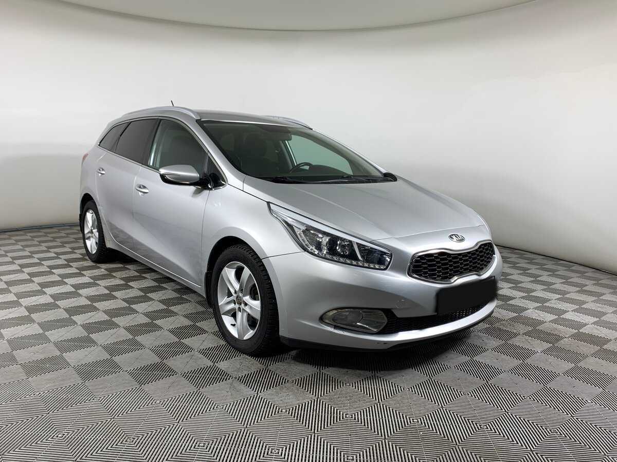 Купить Kia Ceed с пробегом. Фото: #2