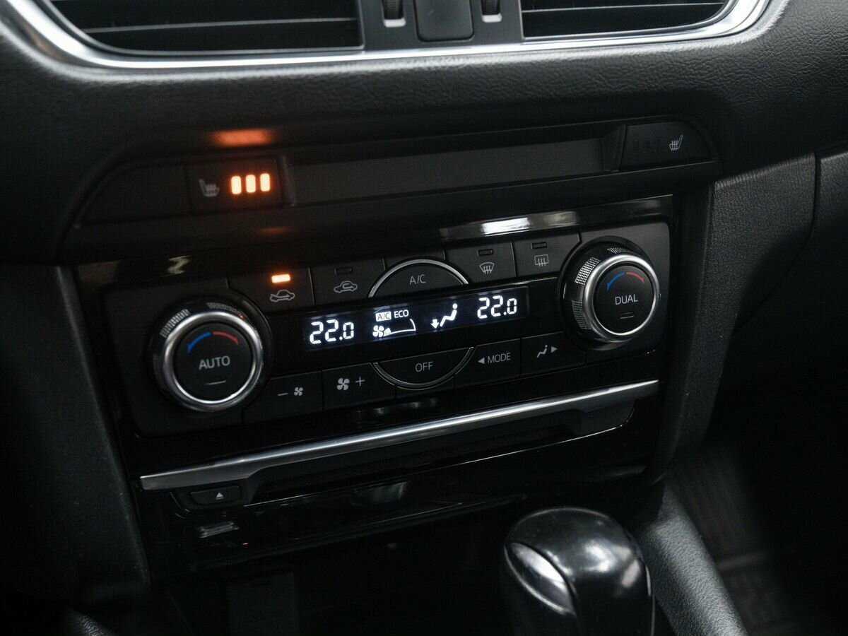 Купить Mazda 6 с пробегом. Фото: #17