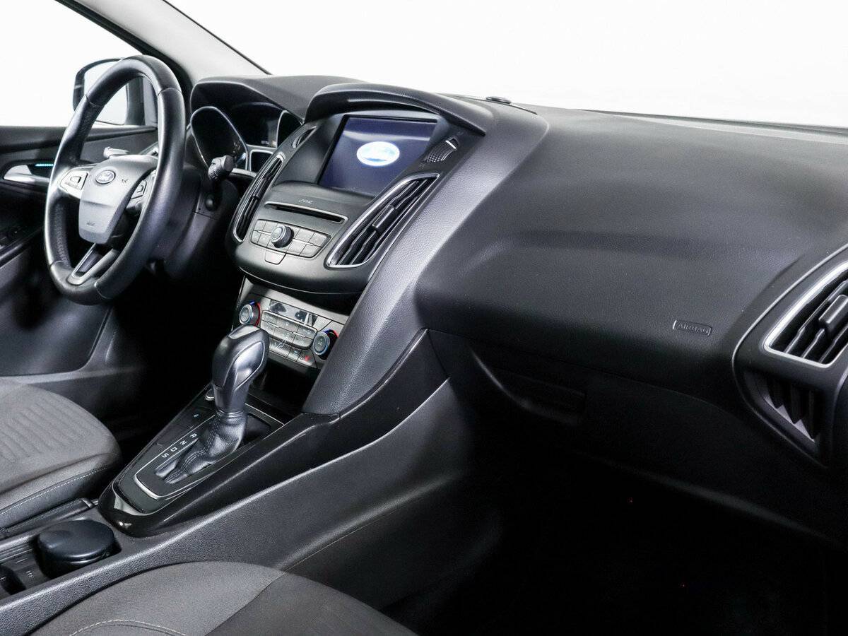 Купить Ford Focus с пробегом. Фото: #5