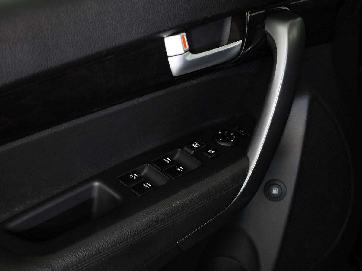 Купить Kia Sorento с пробегом. Фото: #14