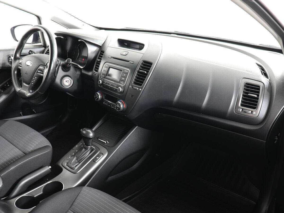 Купить Kia Cerato с пробегом. Фото: #9