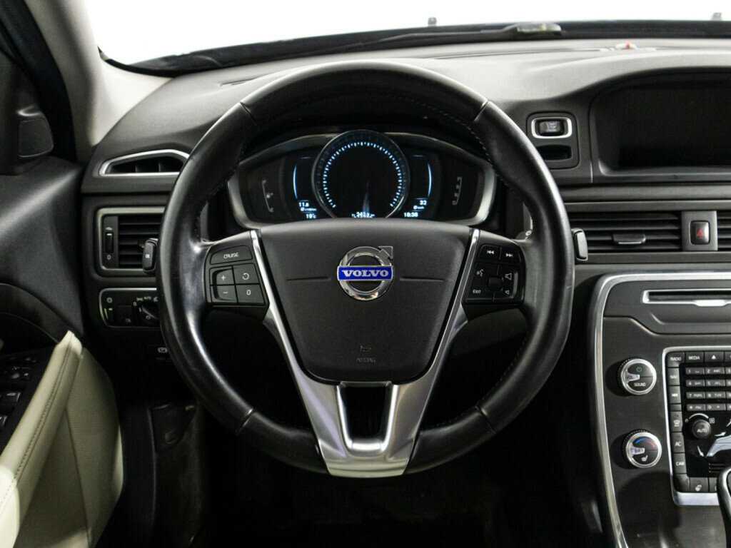 Купить Volvo S80 с пробегом. Фото: #17
