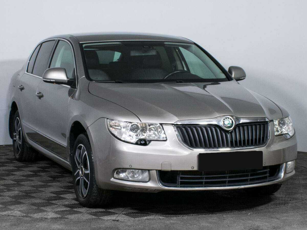 Купить Skoda Superb с пробегом. Фото: #2