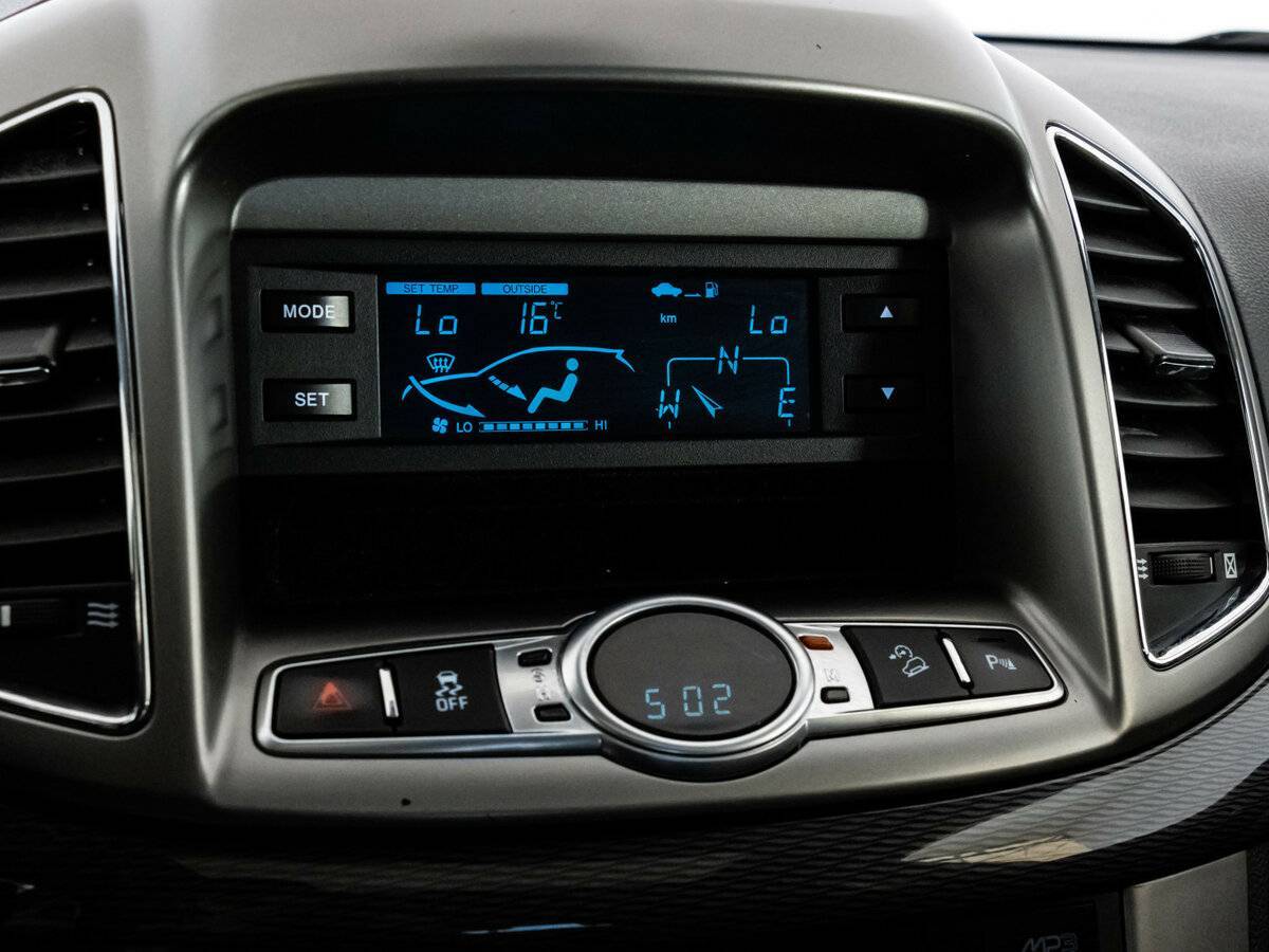 Купить Chevrolet Captiva с пробегом. Фото: #12