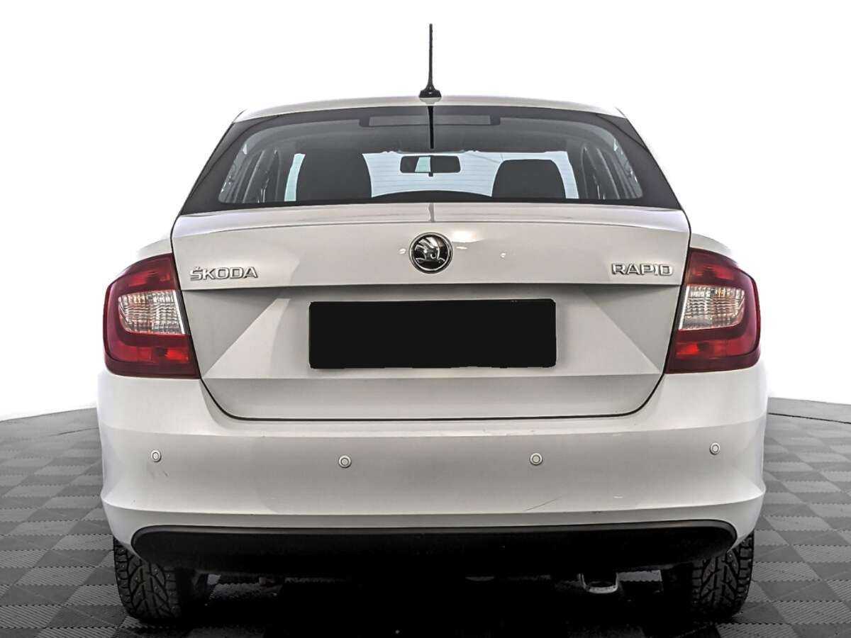 Купить Skoda Rapid с пробегом. Фото: #5