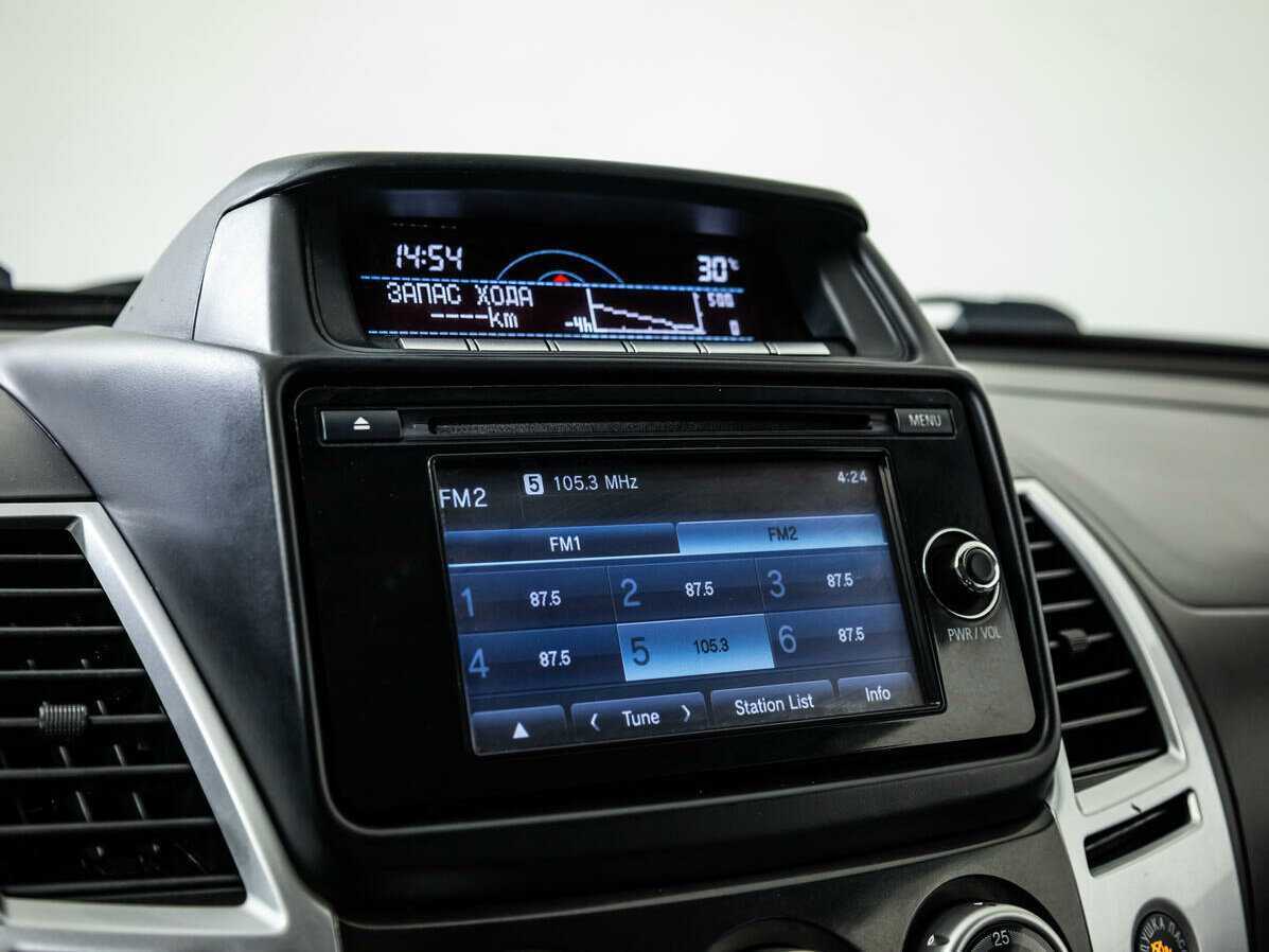 Купить Mitsubishi Pajero Sport с пробегом. Фото: #17