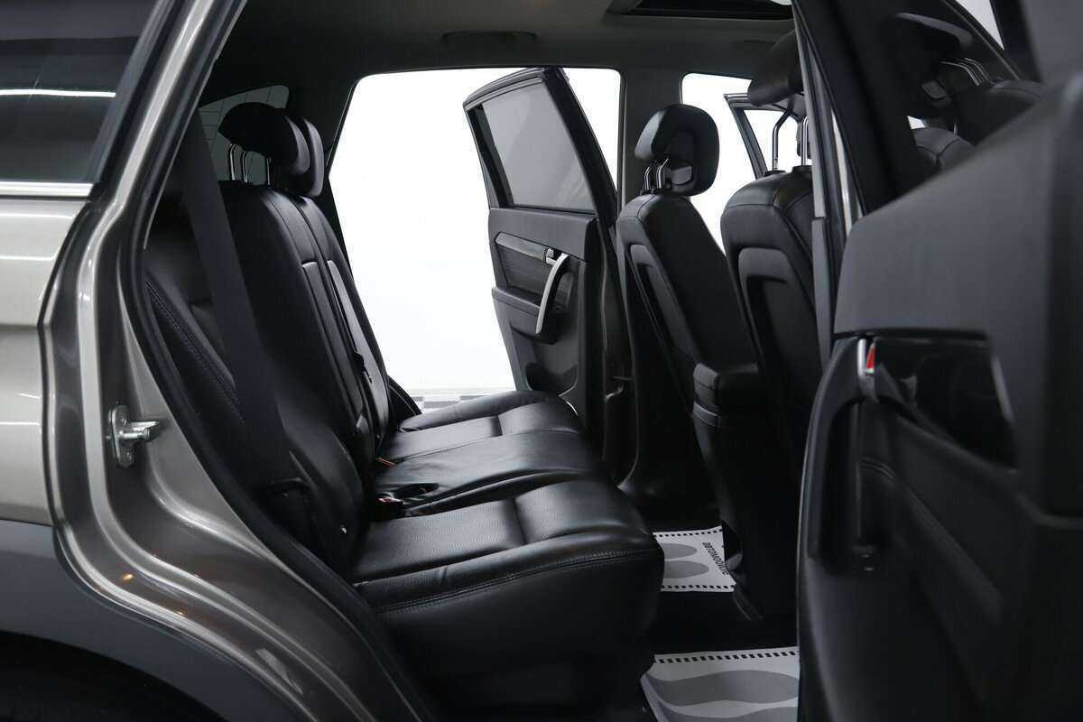 Купить Chevrolet Captiva с пробегом. Фото: #18