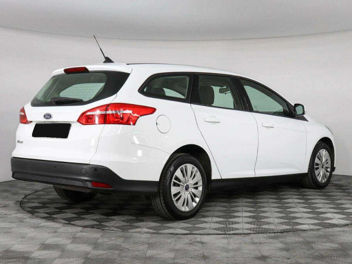 Купить Ford Focus с пробегом. Фото: #4