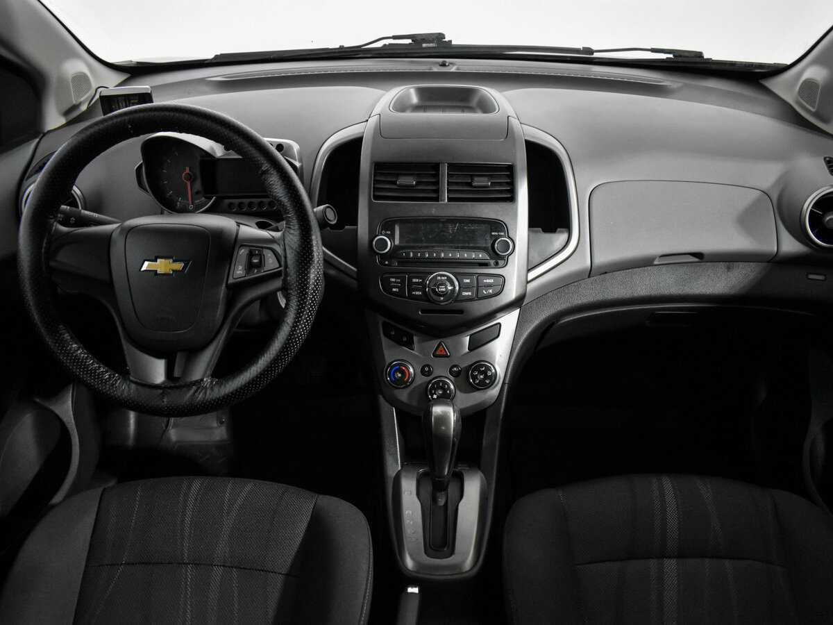 Купить Chevrolet Aveo с пробегом. Фото: #12