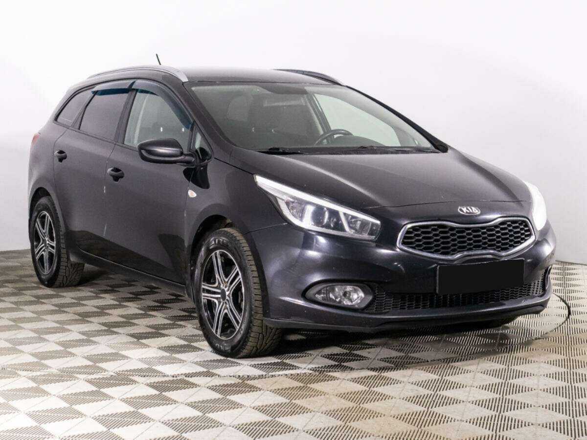 Купить Kia Ceed с пробегом. Фото: #2