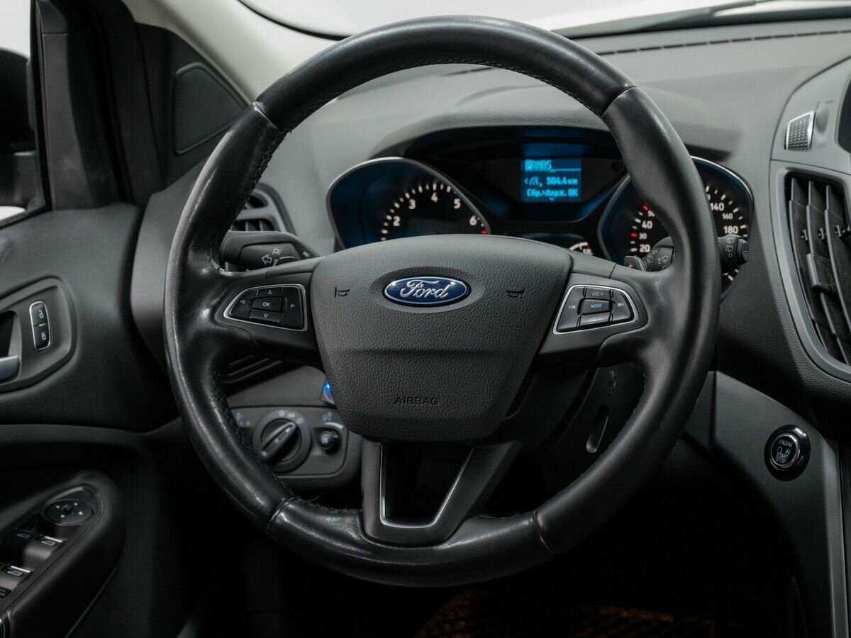 Купить Ford Kuga с пробегом. Фото: #10