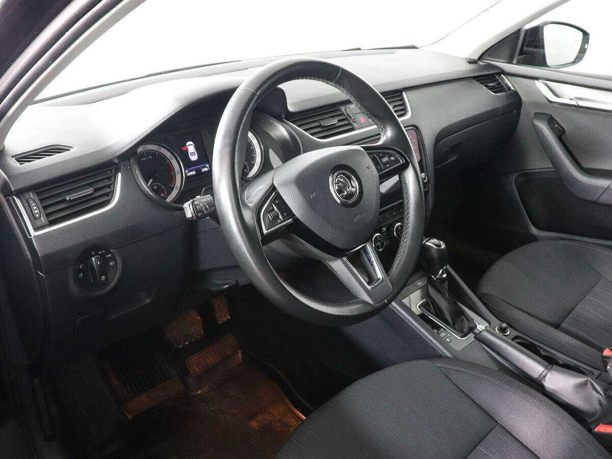 Купить Skoda Octavia с пробегом. Фото: #7