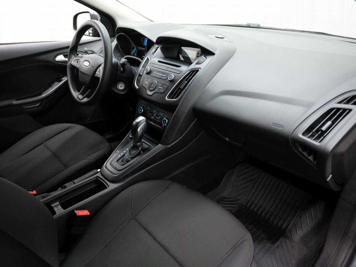 Купить Ford Focus с пробегом. Фото: #10