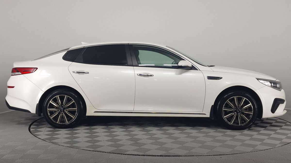 Купить Kia Optima с пробегом. Фото: #3