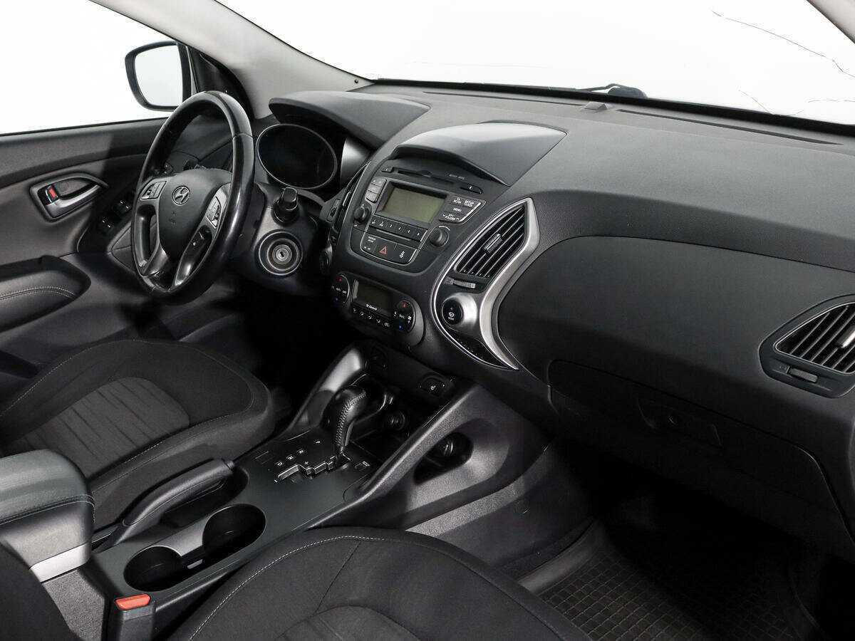 Купить Hyundai ix35 с пробегом. Фото: #10