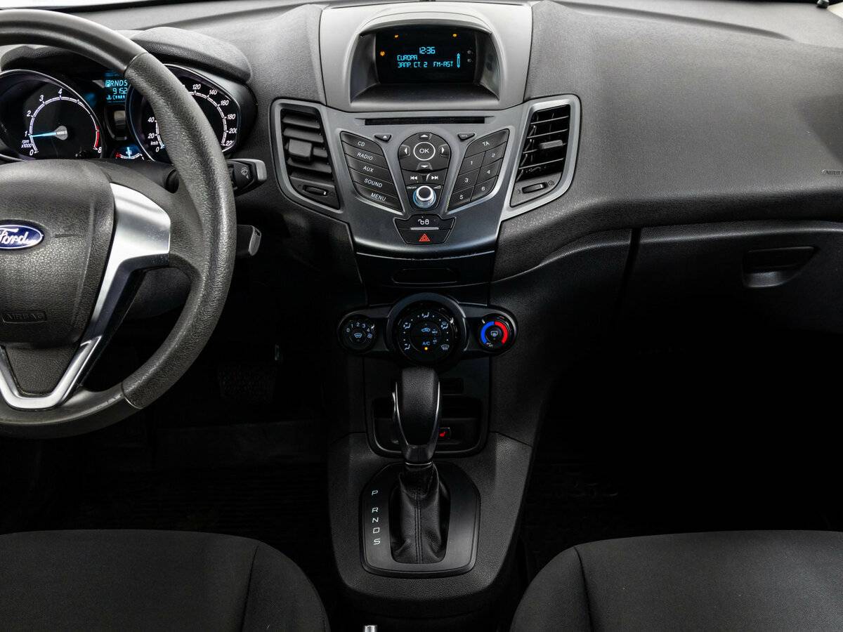 Купить Ford Fiesta с пробегом. Фото: #8