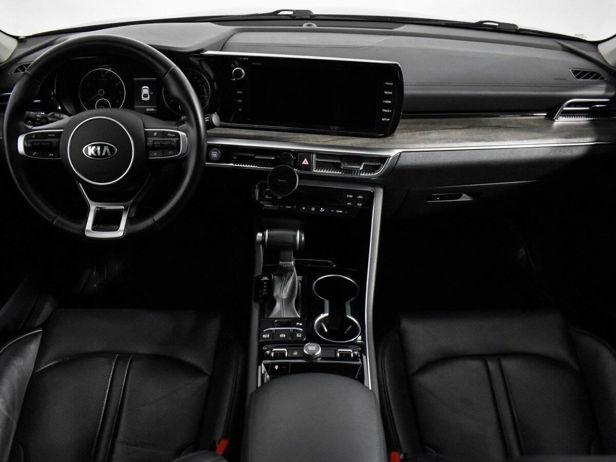 Купить Kia K5 с пробегом. Фото: #11