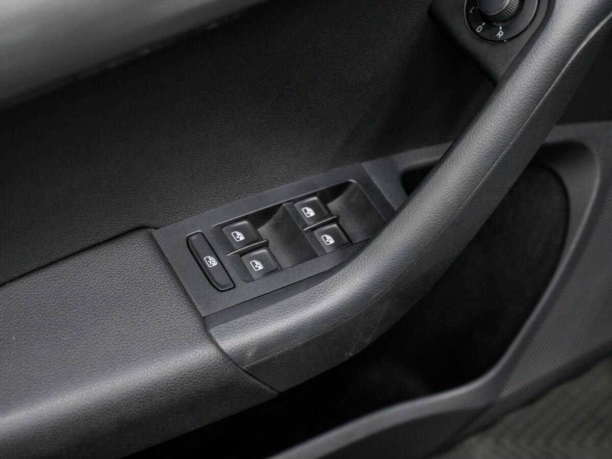 Купить Skoda Octavia с пробегом. Фото: #14