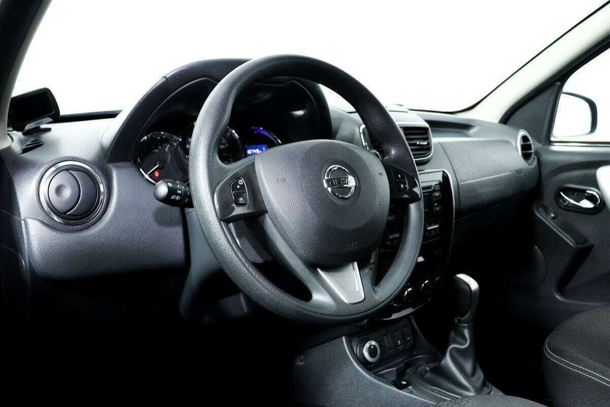 Купить Nissan Terrano с пробегом. Фото: #12