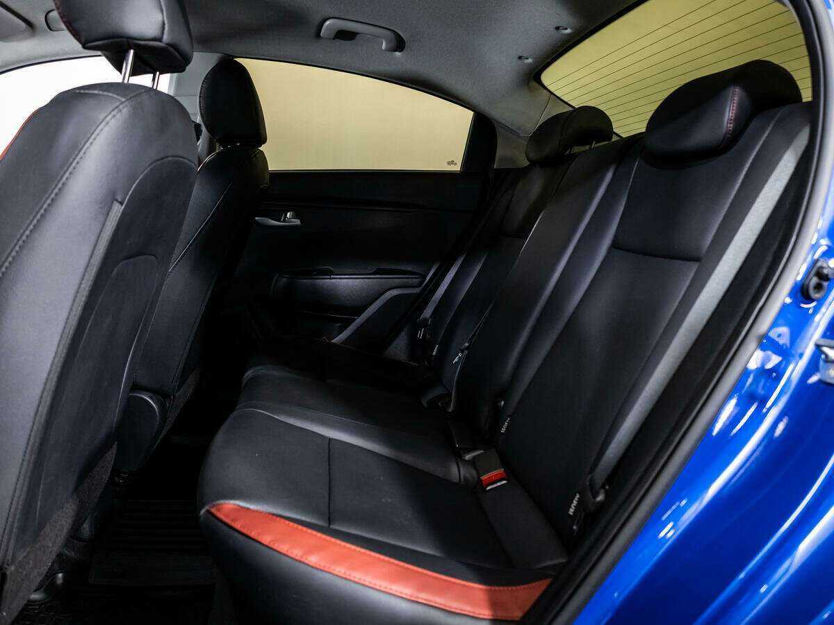 Купить Kia Rio с пробегом. Фото: #9