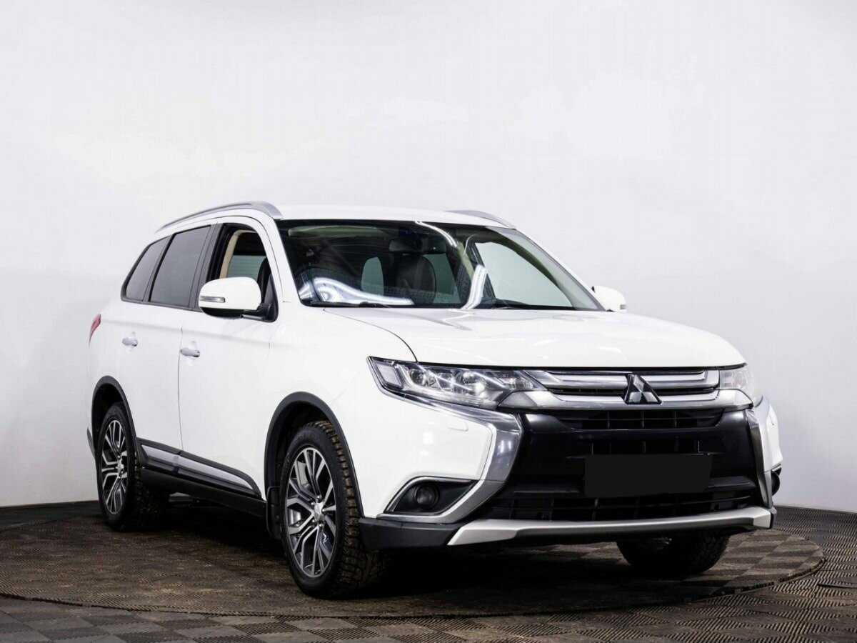Купить Mitsubishi Outlander с пробегом. Фото: #2