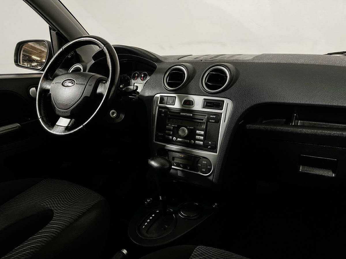 Купить Ford Fusion с пробегом. Фото: #6