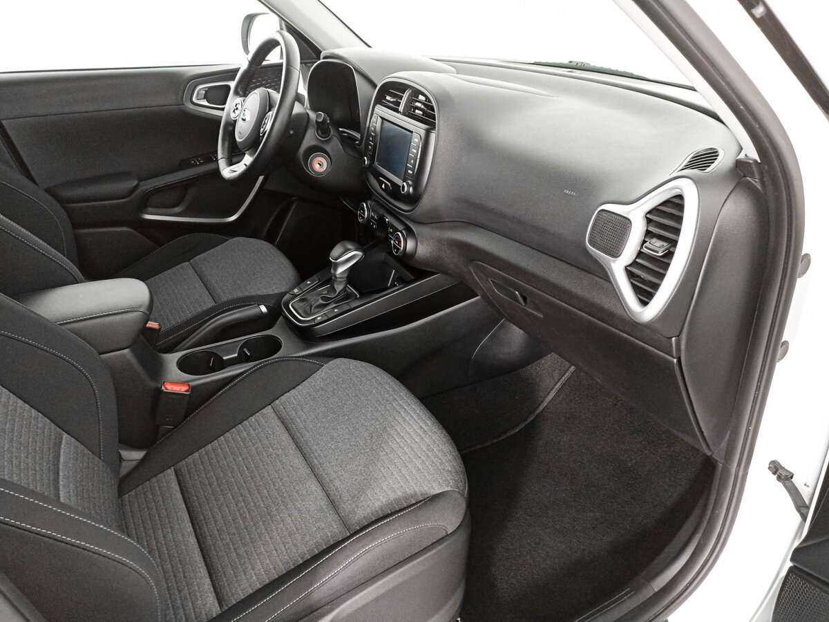 Купить Kia Soul с пробегом. Фото: #8