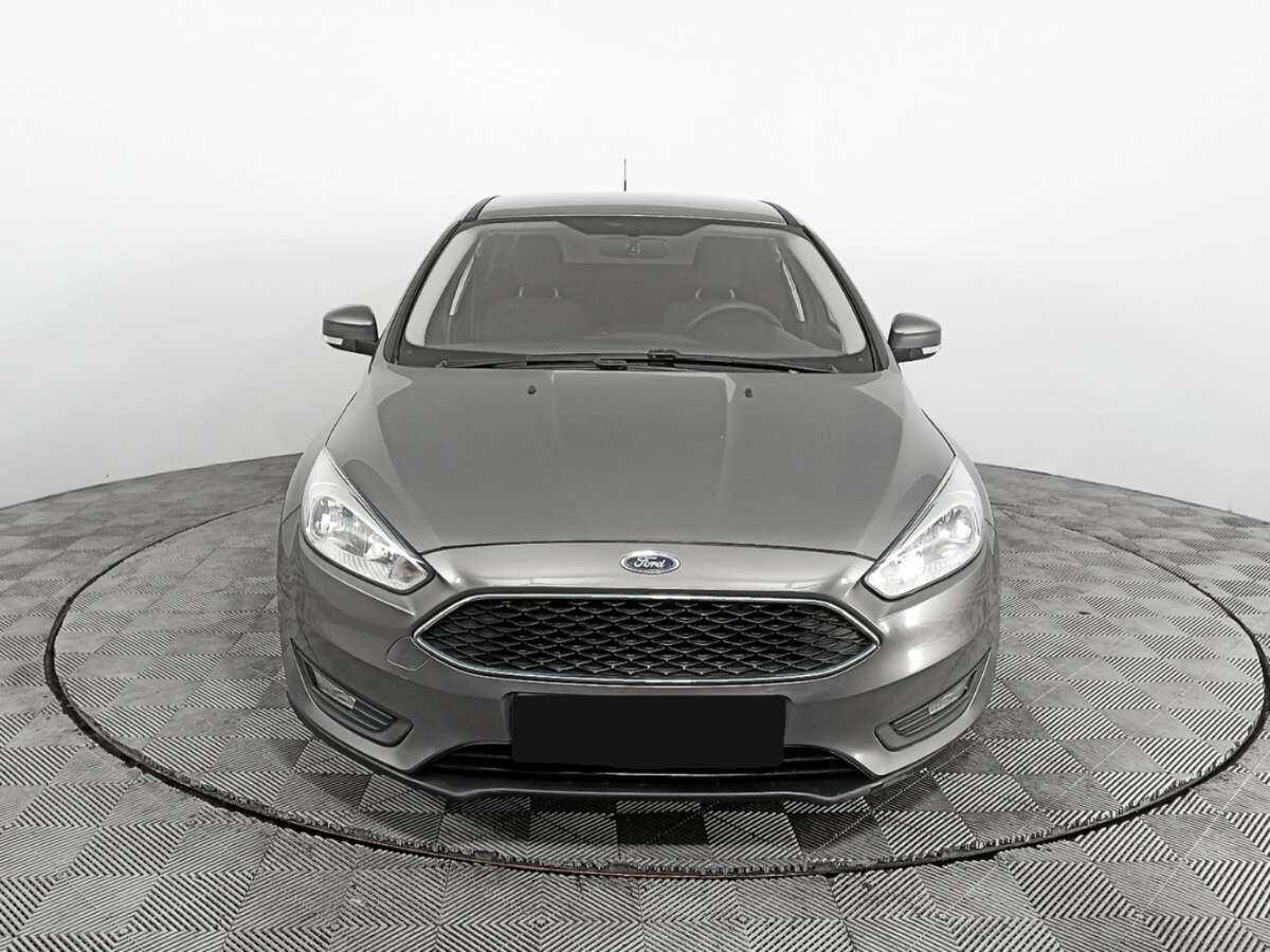 Купить Ford Focus с пробегом. Фото: #1