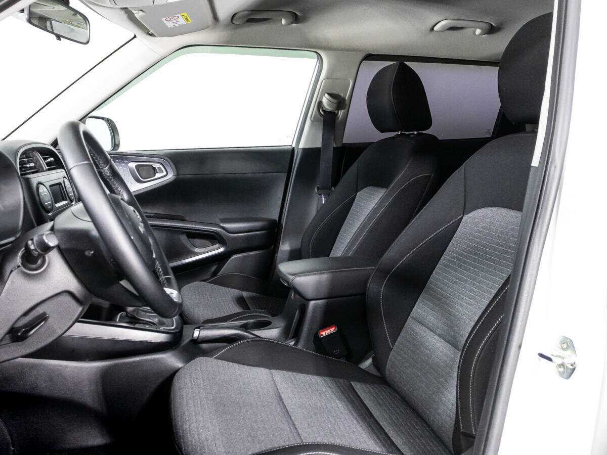 Купить Kia Soul с пробегом. Фото: #17
