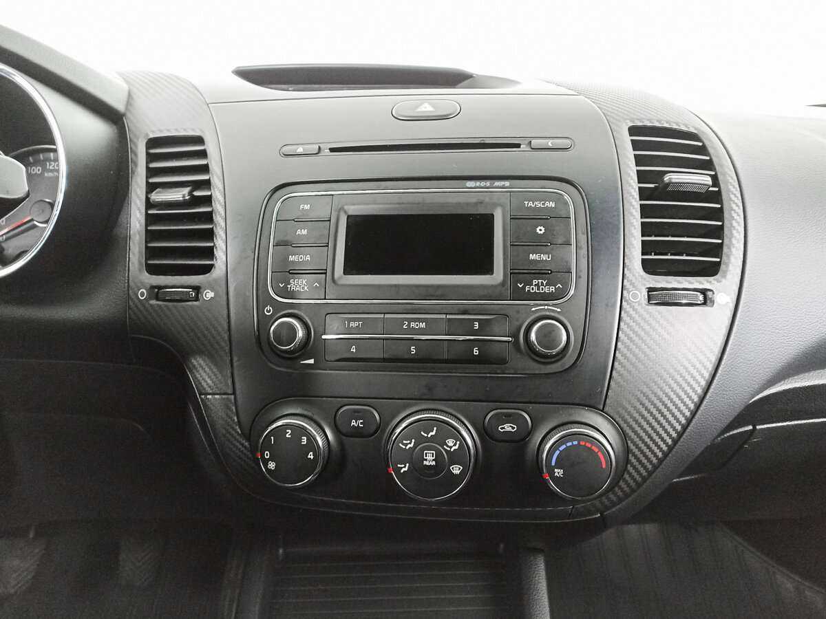 Купить Kia Cerato с пробегом. Фото: #12