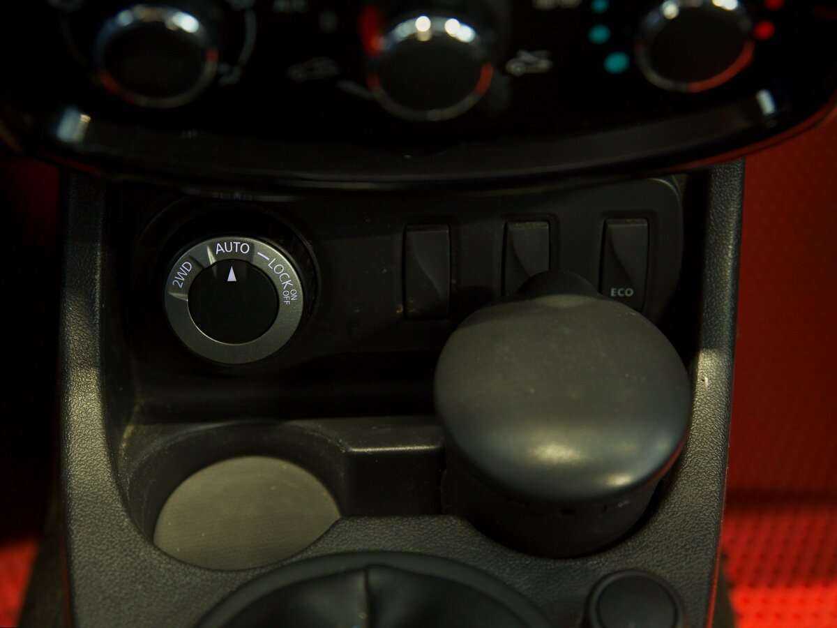 Купить Nissan Terrano с пробегом. Фото: #8