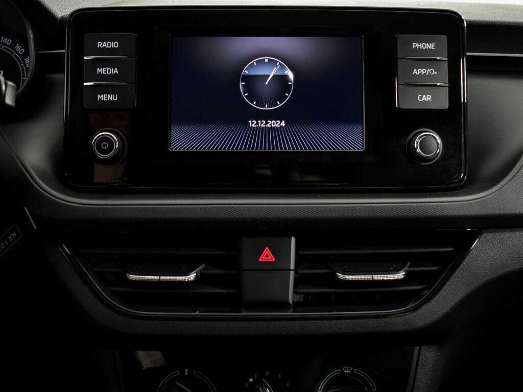 Купить Skoda Rapid с пробегом. Фото: #11