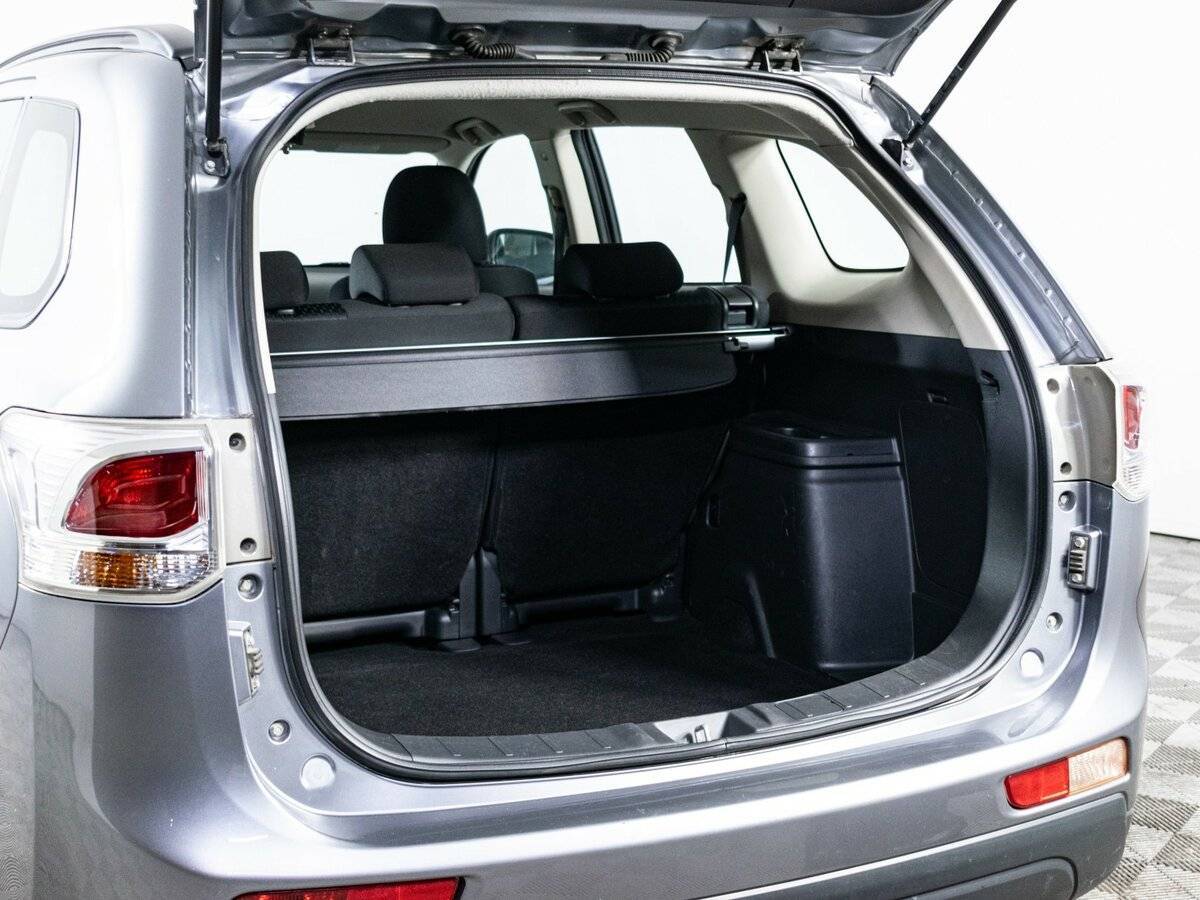 Купить Mitsubishi Outlander с пробегом. Фото: #6