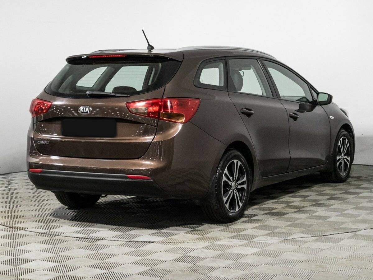 Купить Kia Ceed с пробегом. Фото: #4