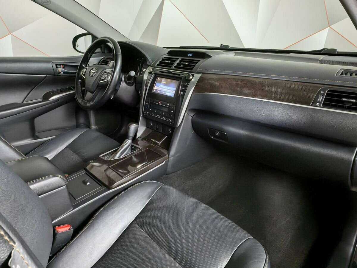 Купить Toyota Camry с пробегом. Фото: #8